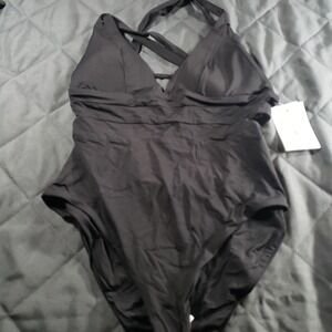 BECCA by Rebecca Virtue Womens Black Strappy Back One Piece Swimsuit Medium